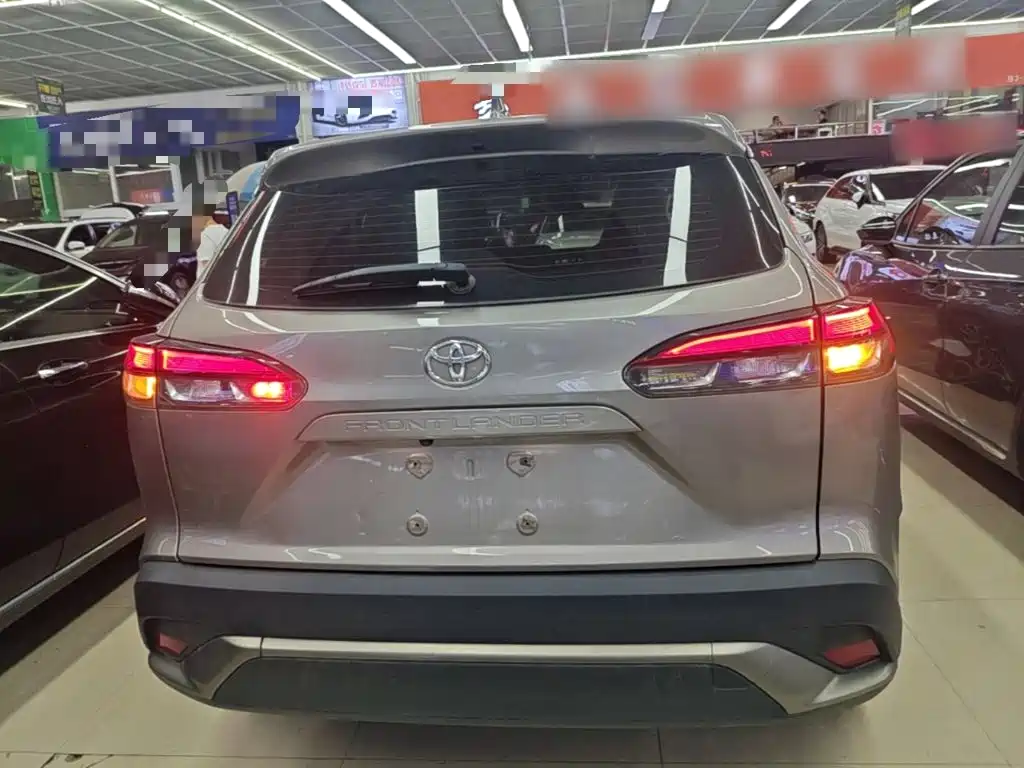 Toyota Frontlander — миниатюра 6