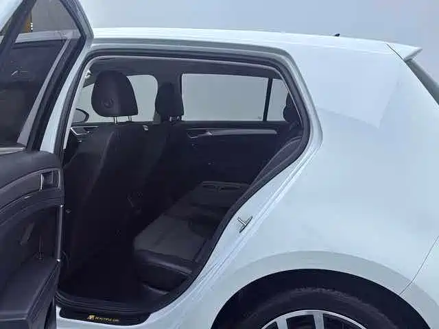 Volkswagen Golf — миниатюра 10