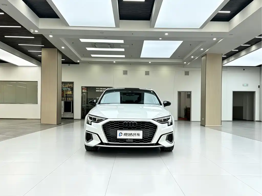 Audi A3 2021 Sportback 35 TFSI Fashion Sport