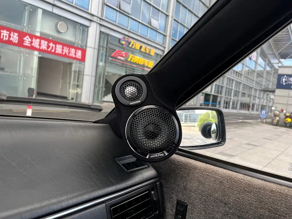 Volkswagen Santana Classic — миниатюра 17