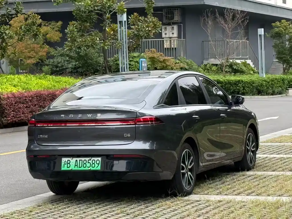 Roewe D6 — миниатюра 6