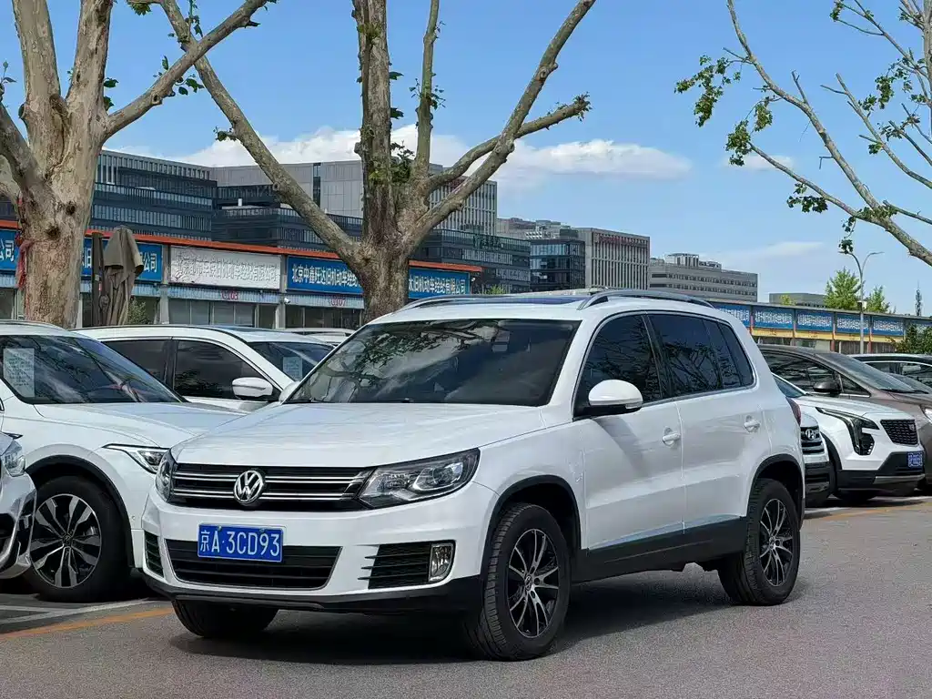 Volkswagen Tiguan 2015