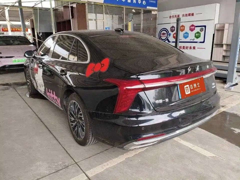 Hongqi Hongqi H5 — миниатюра 4