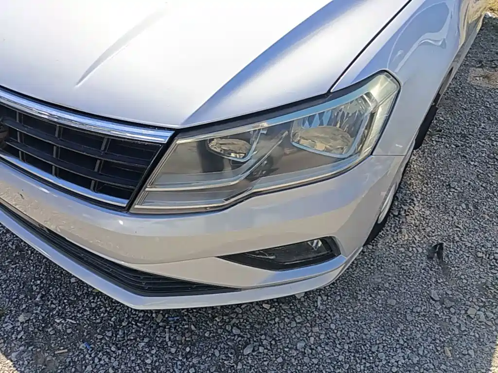 Volkswagen Jetta — миниатюра 24