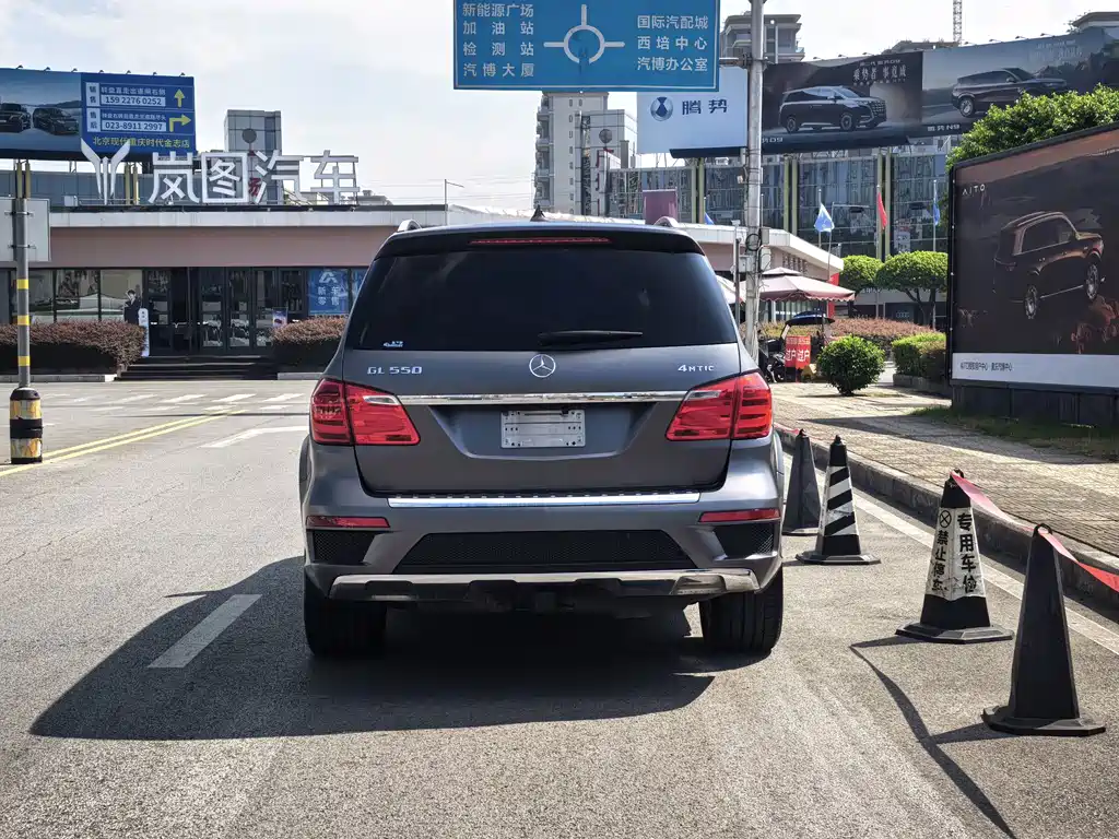 Mercedes-Benz GL-Class — миниатюра 5