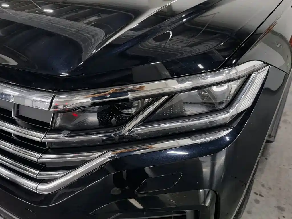 Volkswagen Touareg 2021 3.0TSI Sport