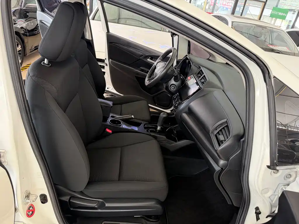 Honda Fit — миниатюра 26
