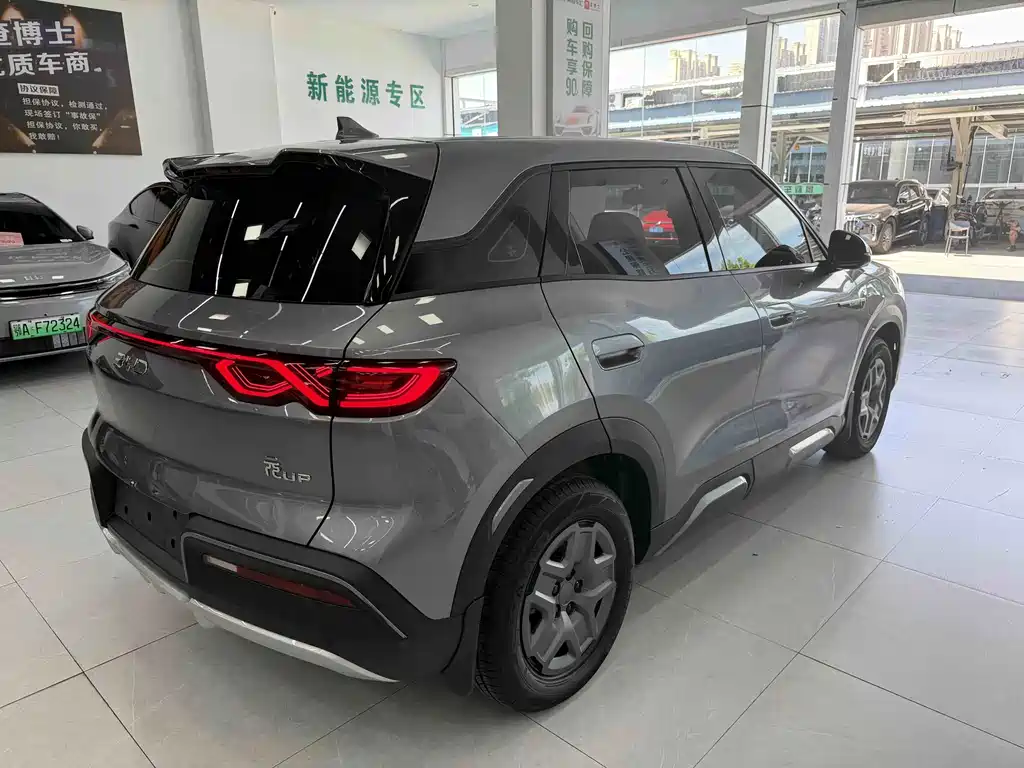 BYD Yuan UP - фото 10
