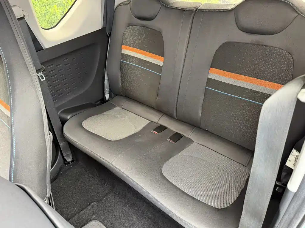 Wuling MINIEV — миниатюра 9