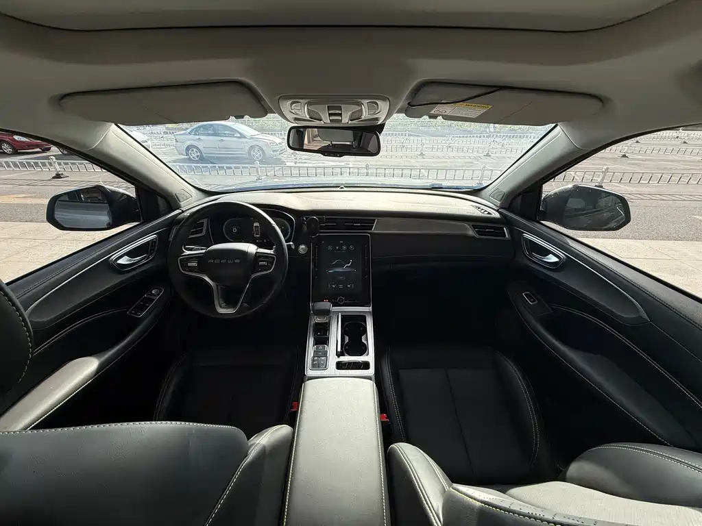 Roewe RX5 New Energy — миниатюра 11
