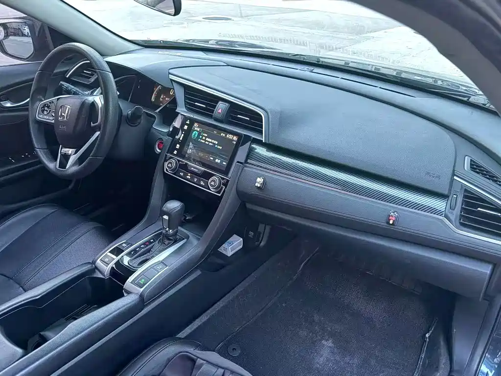 Honda Civic — миниатюра 9