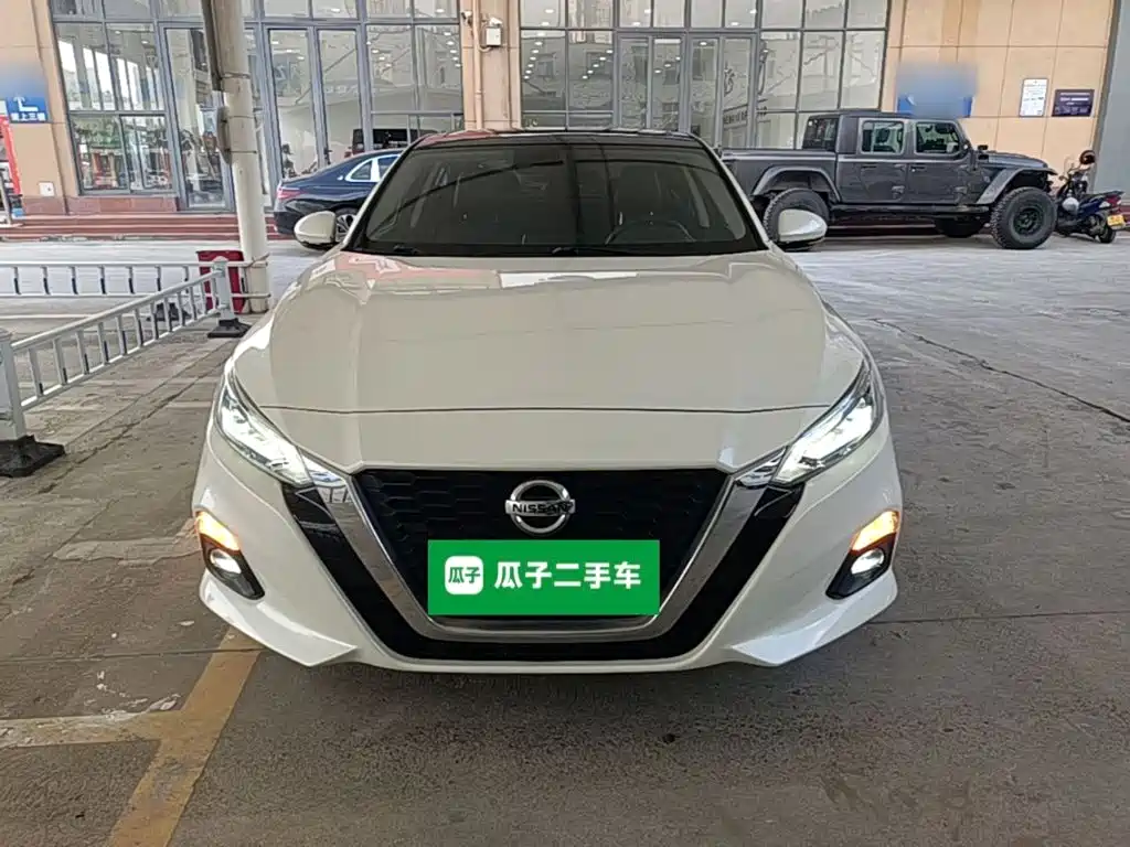 Nissan Teana — миниатюра 3