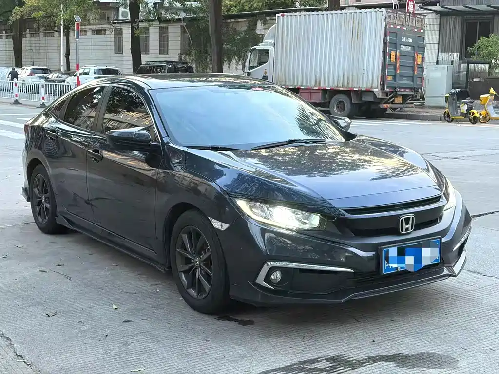 Honda Civic — миниатюра 3