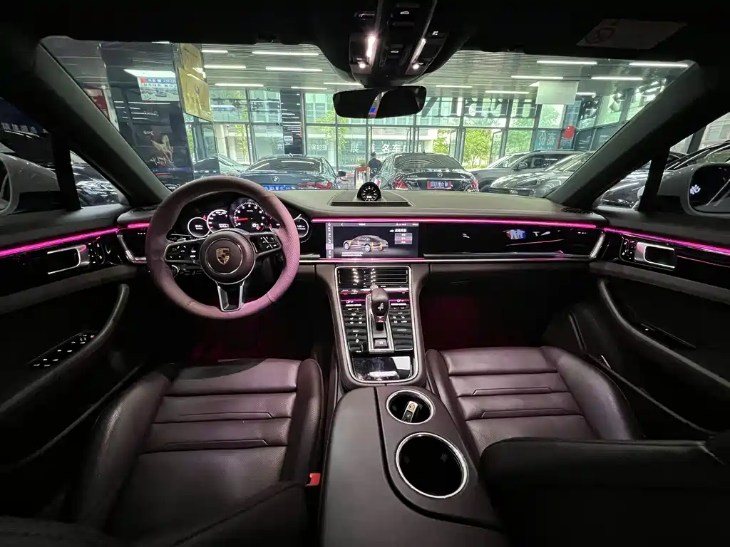 Porsche Panamera — миниатюра 29