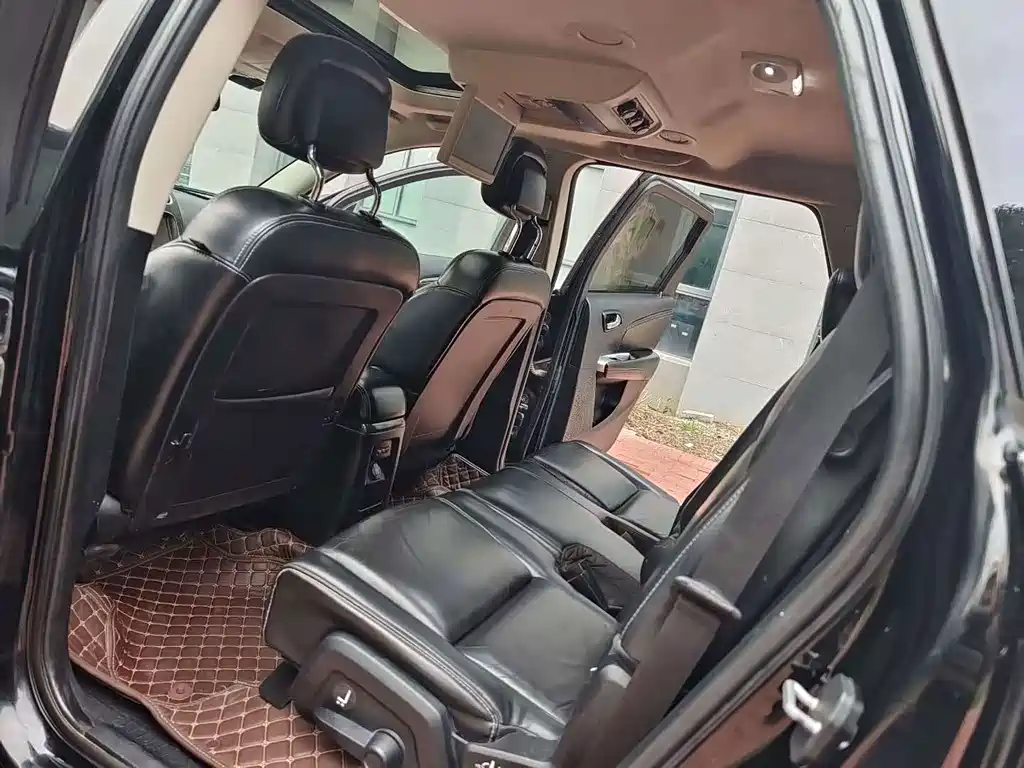 Dodge Journey — миниатюра 9