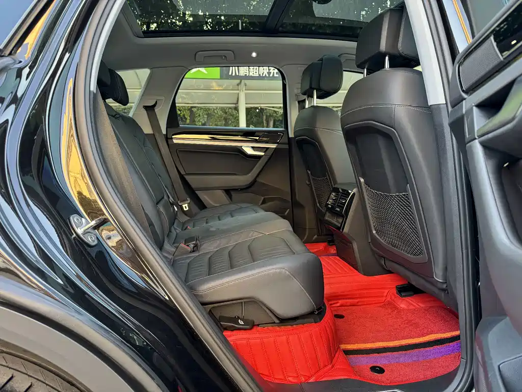 Volkswagen Touareg — миниатюра 9