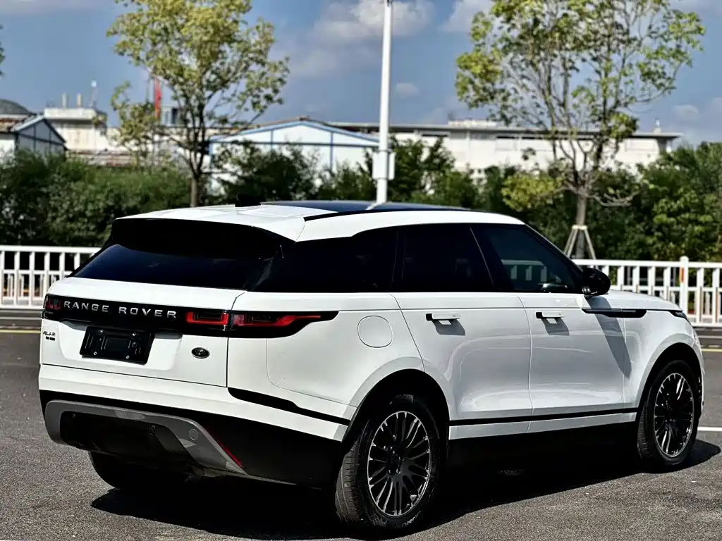 Land Rover Velar — миниатюра 8