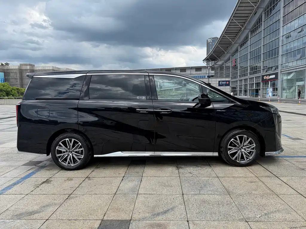 GAC Motor Trumpchi M8 — миниатюра 4