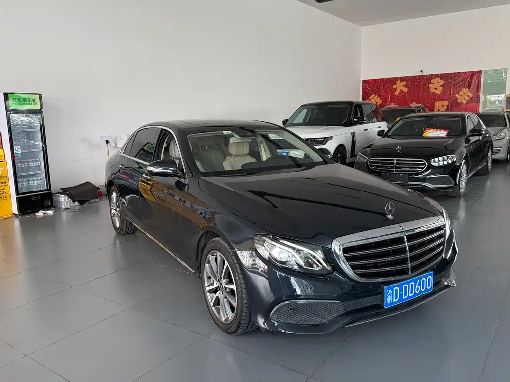 Mercedes-Benz E-Class — миниатюра 3