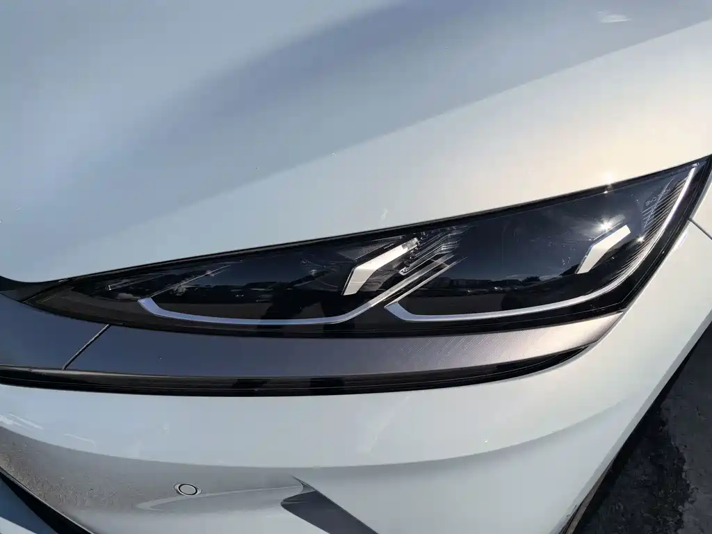 BYD Qin L — миниатюра 2