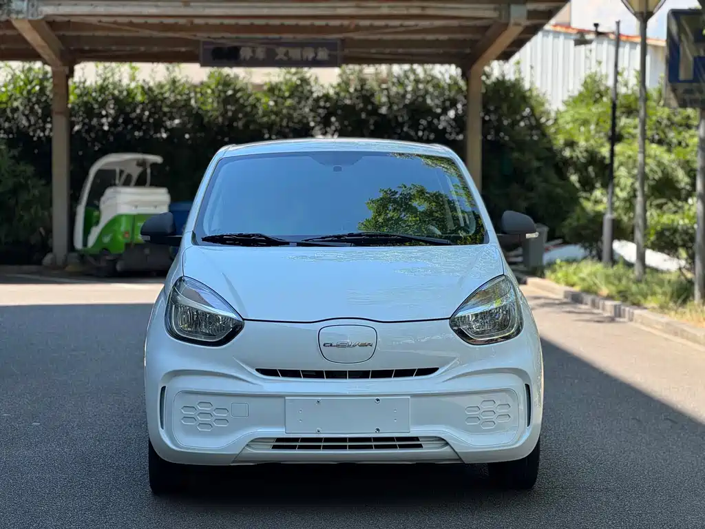 Roewe Clever — миниатюра 2