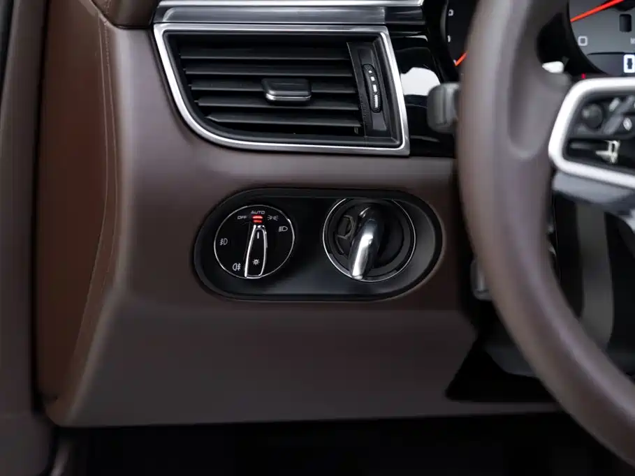 Porsche Macan — миниатюра 19