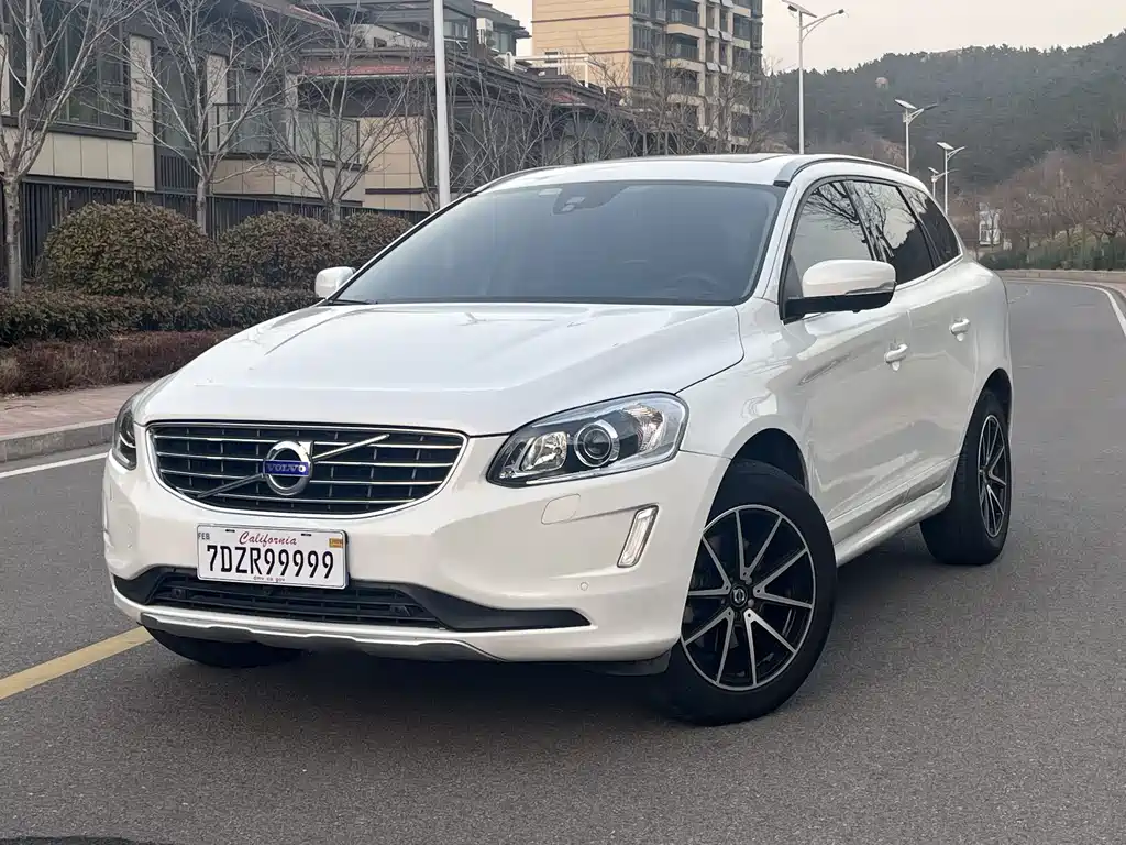Купить Volvo XC60