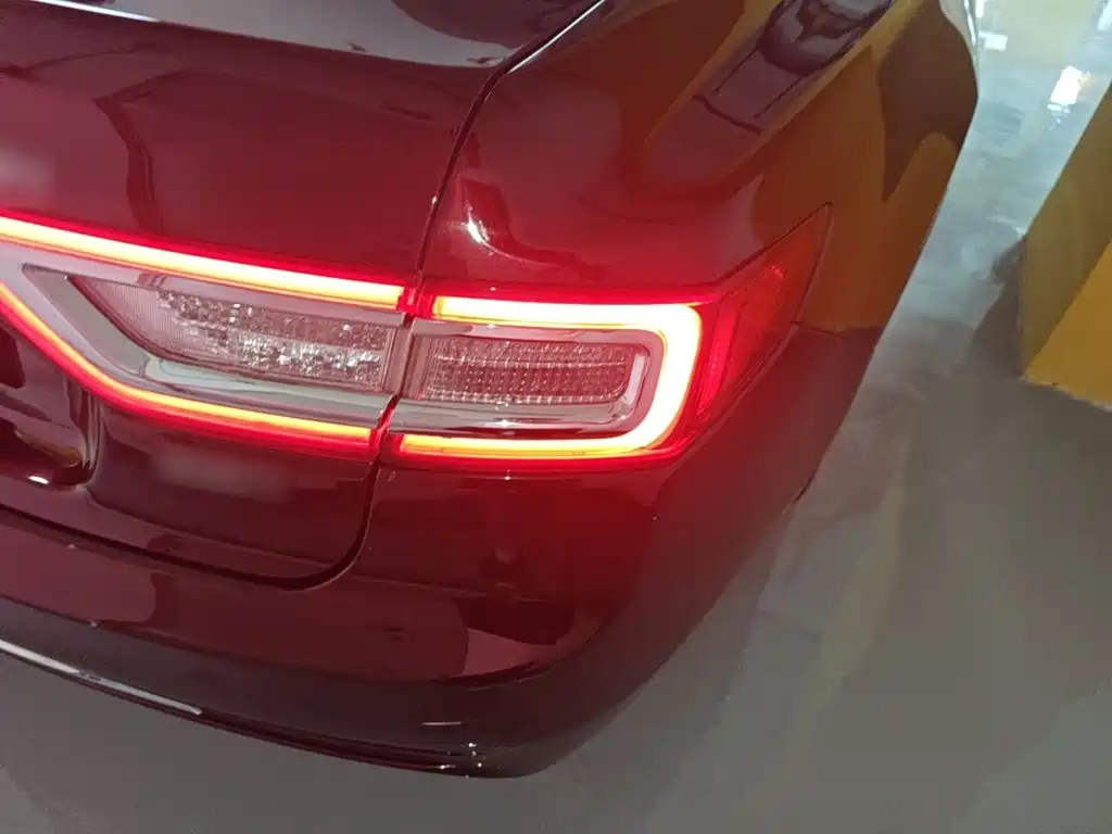 Lincoln Continental — миниатюра 8