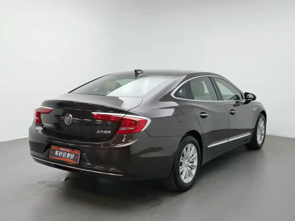 Buick LaCrosse — миниатюра 2