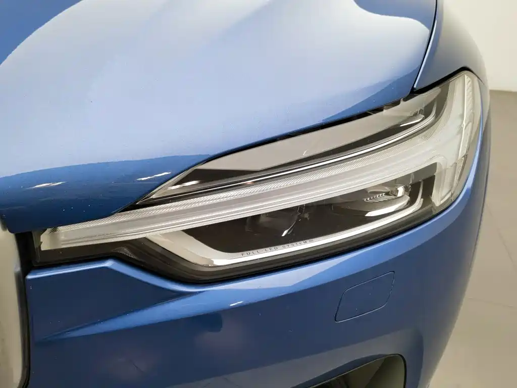 Volvo XC60 — миниатюра 7