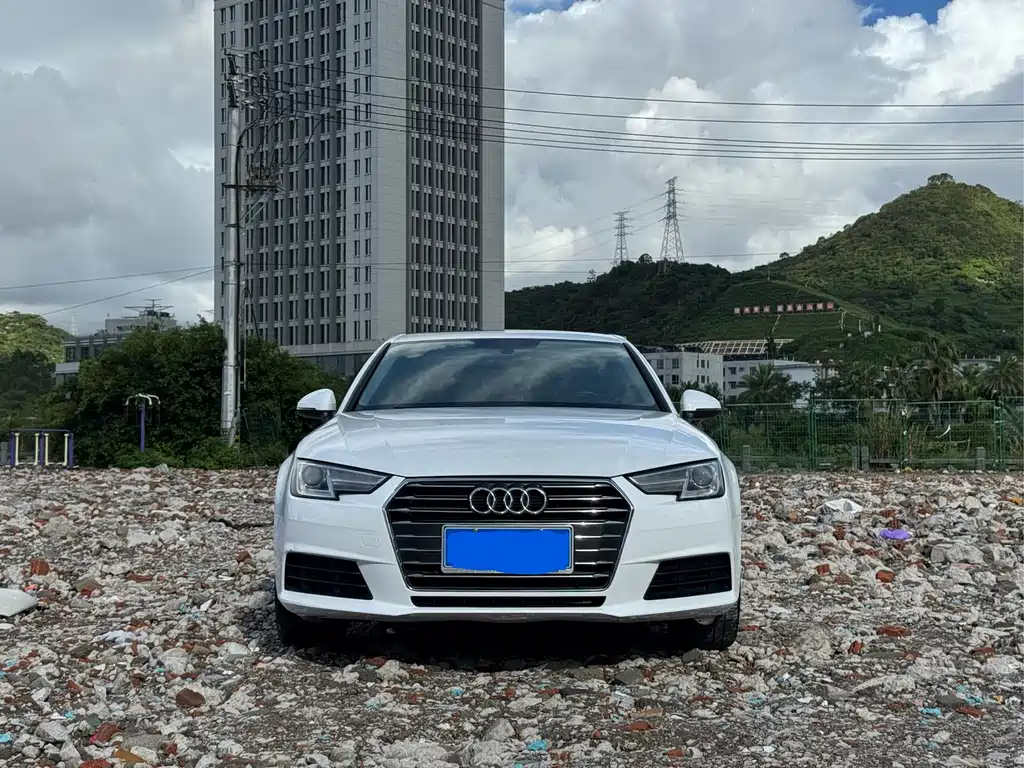Audi A4L — миниатюра 2