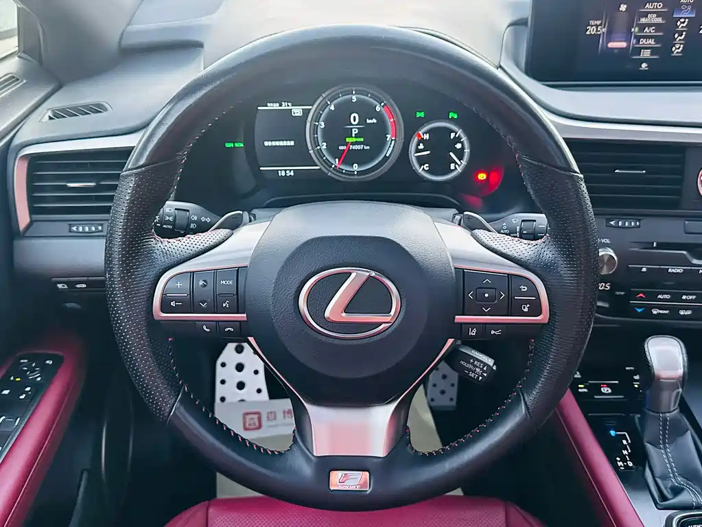 Lexus RX — миниатюра 9