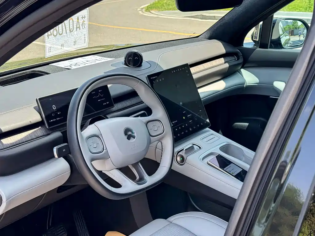 NIO ES6 — миниатюра 10