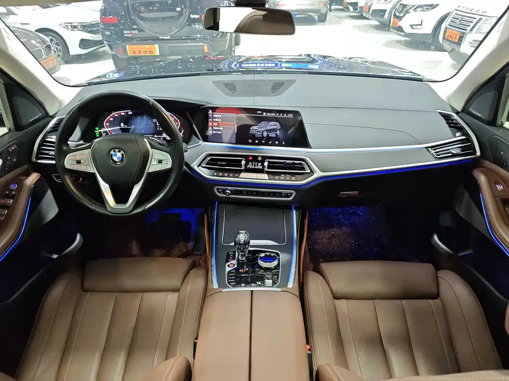 BMW X7 xDrive40i Leading Type Luxury Package, фото 8