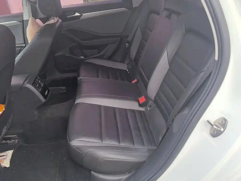 Volkswagen Sagitar — миниатюра 17