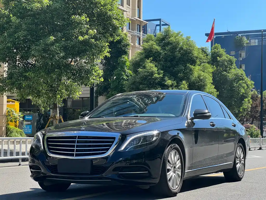 MERCEDES-BENZ S CLASS
