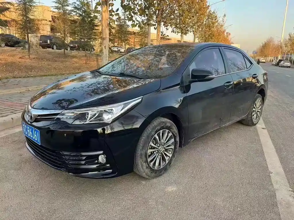TOYOTA COROLLA