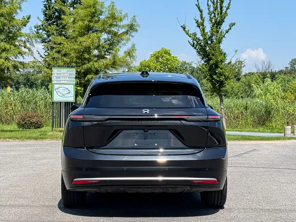 NIO ES6 — миниатюра 6