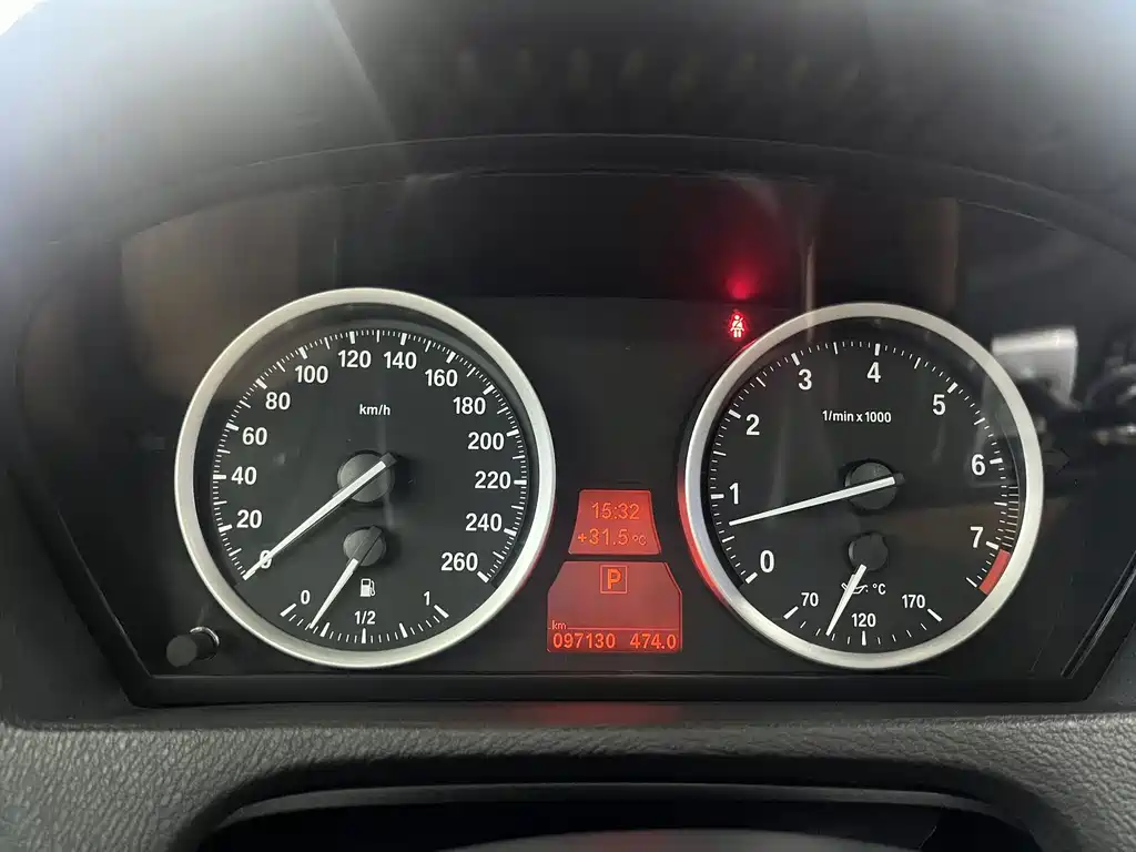 BMW X6 — миниатюра 13