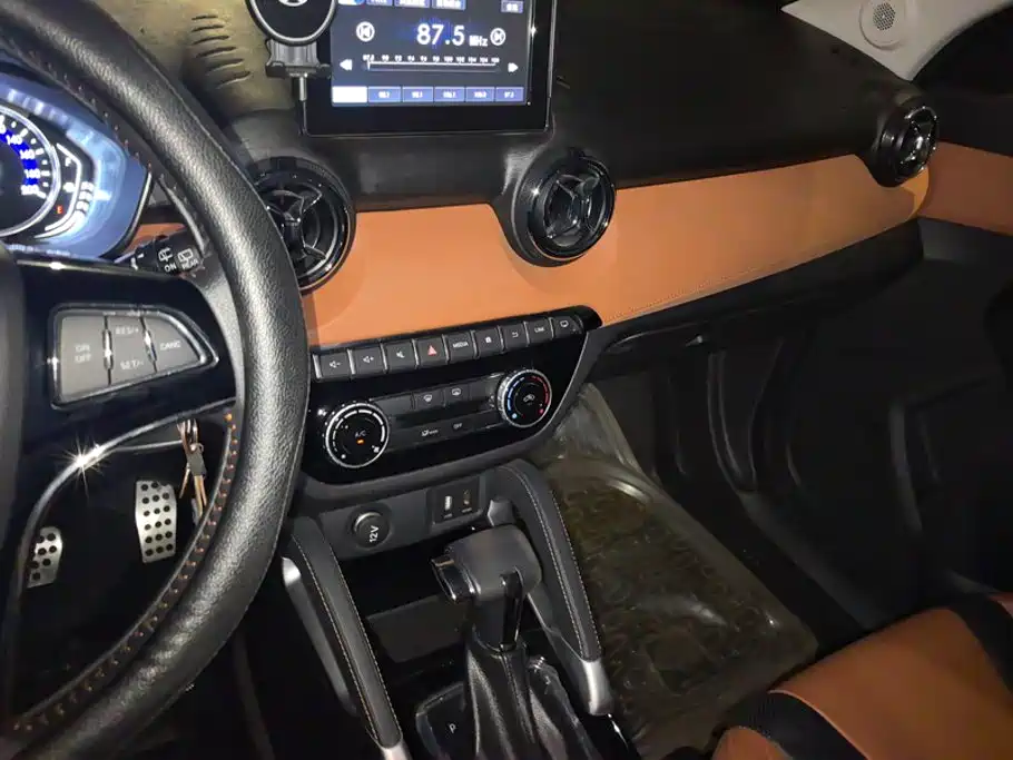 BAIC Senova X35 — миниатюра 16