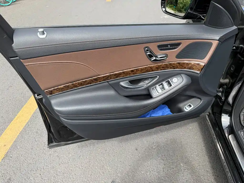 Mercedes-Benz S-Class — миниатюра 6