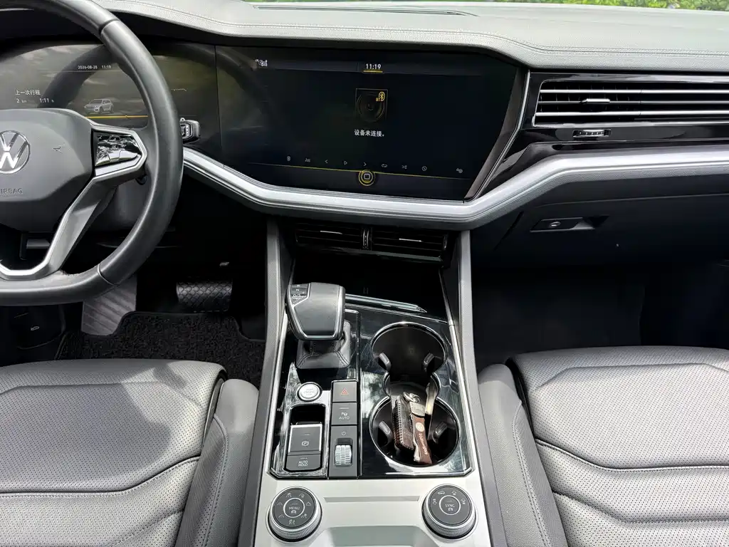 Volkswagen Touareg — миниатюра 6