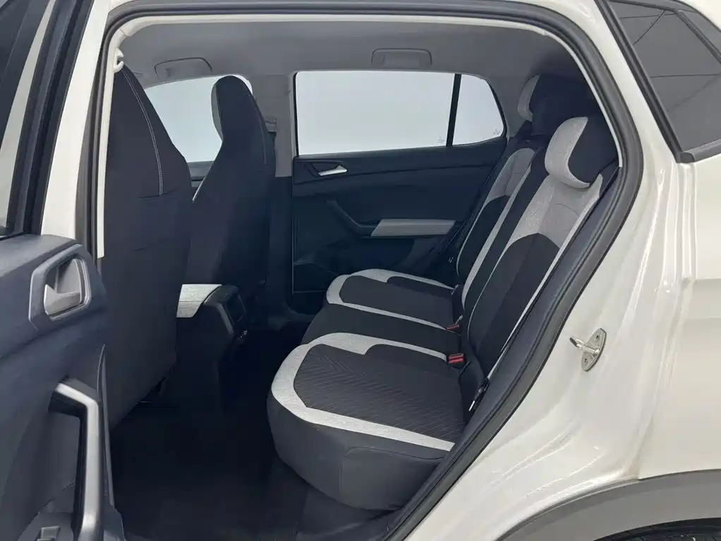 Volkswagen Tharu — миниатюра 14