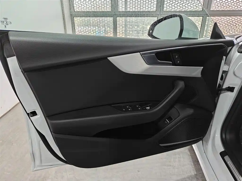 Audi A5 (imported) id 4515336 из Китая 13