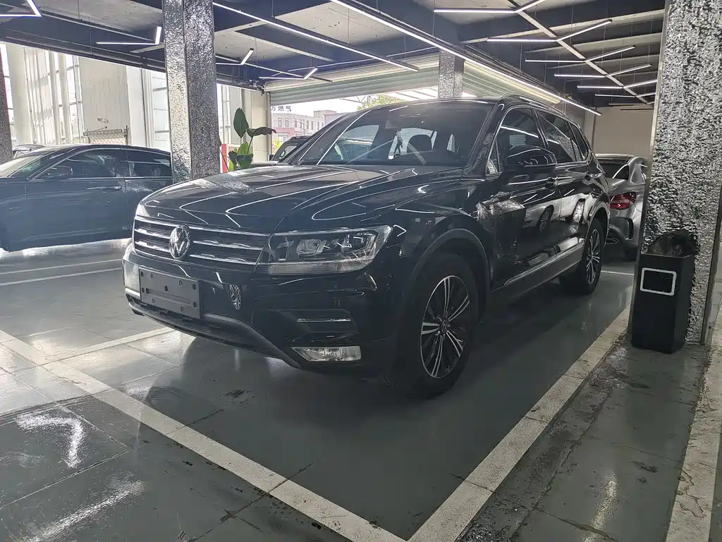 Volkswagen Tiguan L 2021