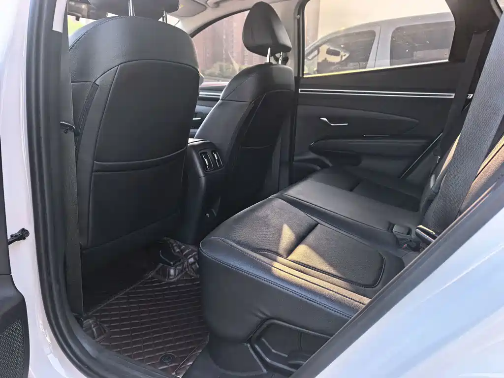 Hyundai Tucson — миниатюра 5