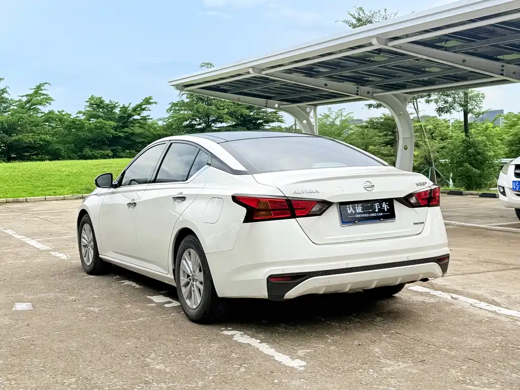 Nissan Teana — миниатюра 7