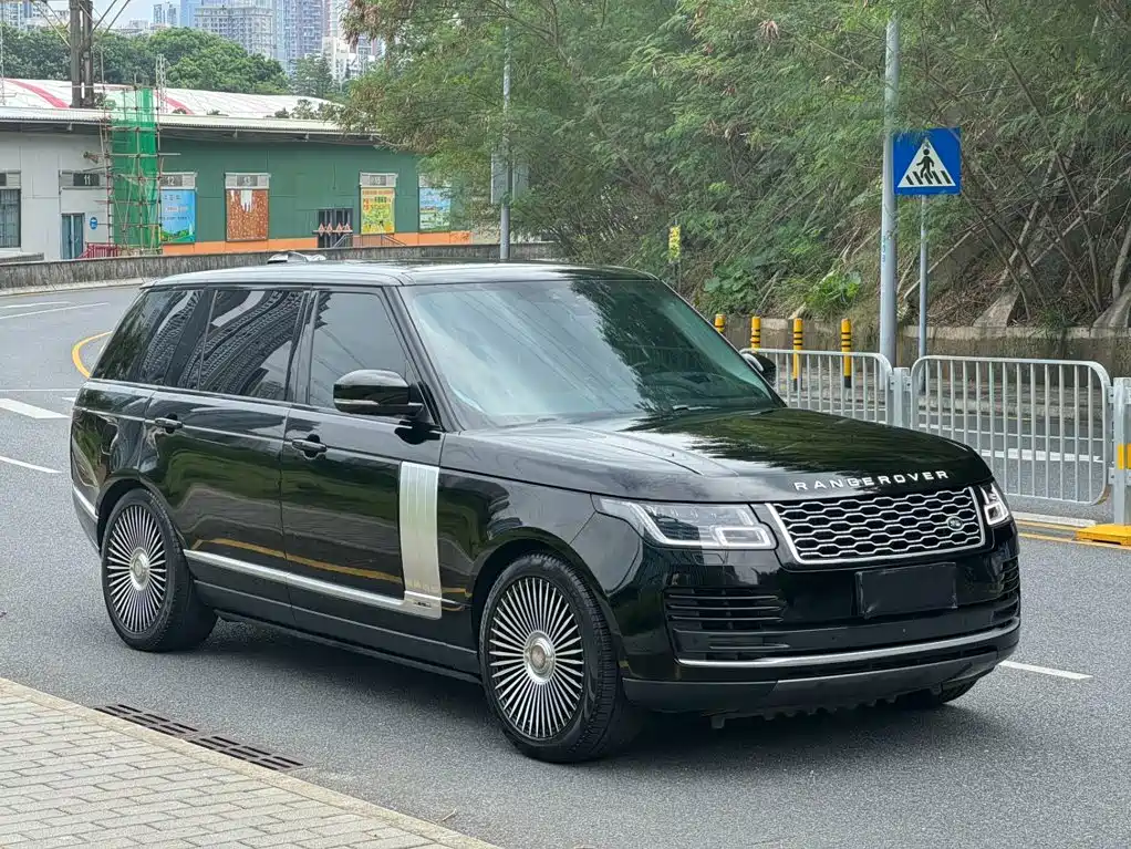 Land Rover Range Rover — миниатюра 3