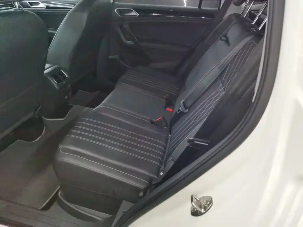 Volkswagen Tiguan L — миниатюра 17