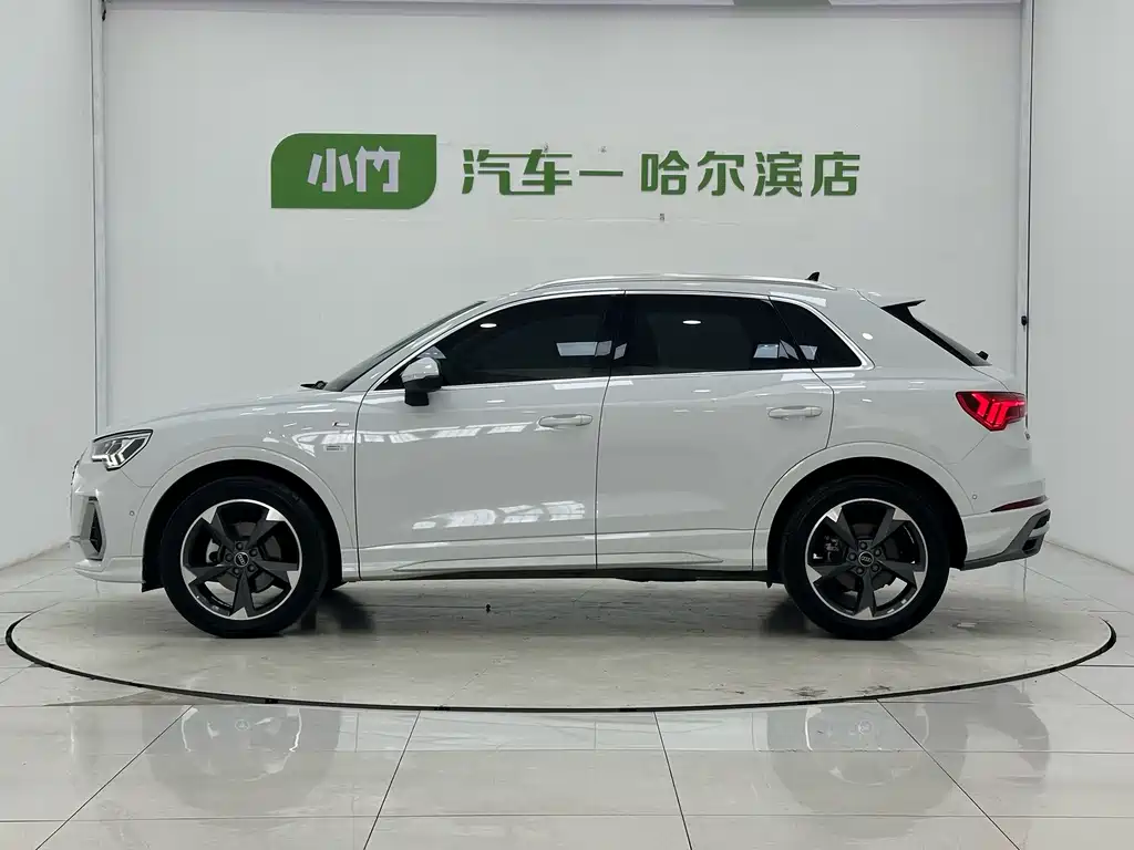 Audi Q3 — миниатюра 5